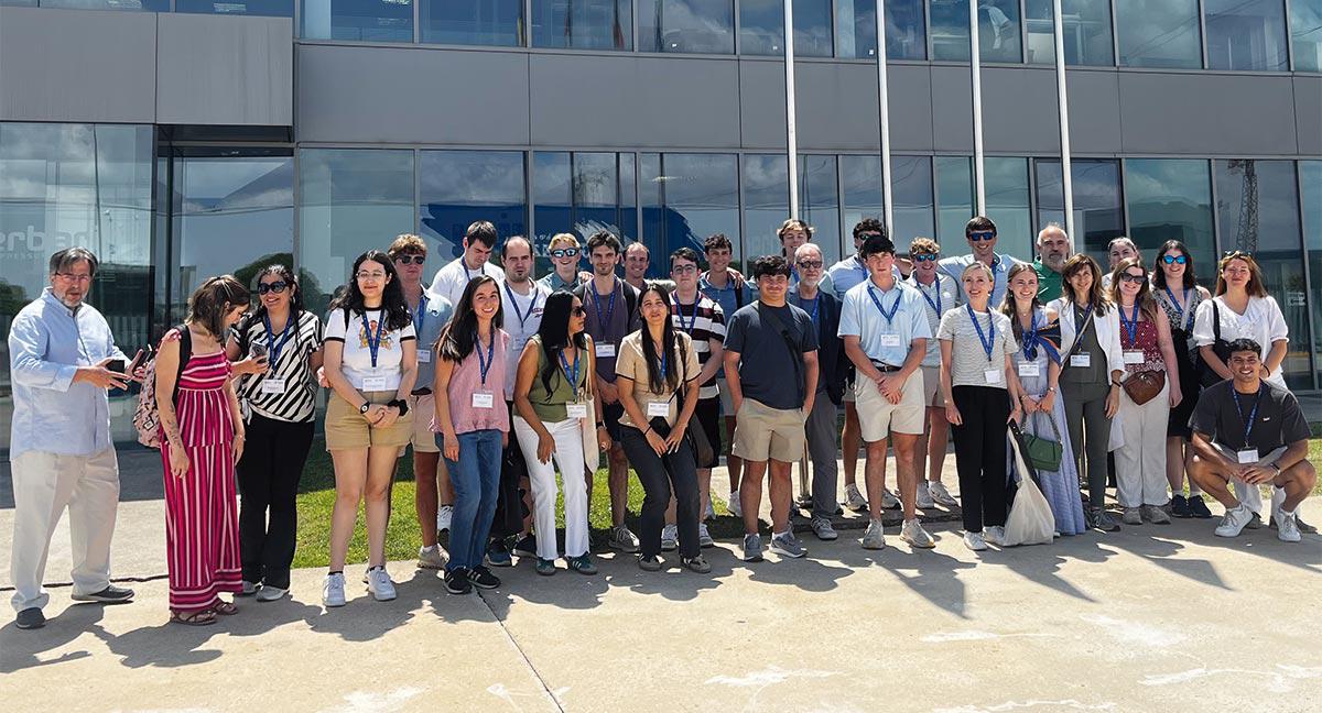 27 estudiantes se enfrentan a un reto planteado por Hiperbaric en un hackathon internacional