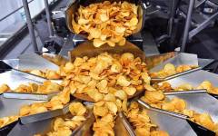 La tecnología de envasado de Ishida (CIMA) duplica la eficiencia en una fábrica de patatas fritas