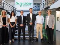 Schneider Electric refuerza la automatización y digitalización de su planta de Puente la Reina