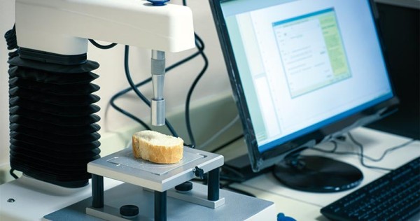 Efecto de la fibra extrusionada sobre el color y la calidad sensorial del pan