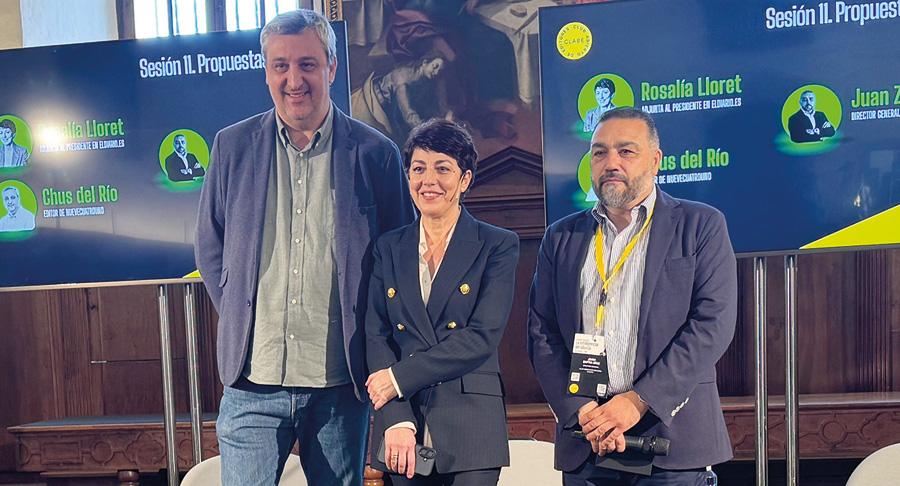 Chus del Río, editor de NueveCuatroUno, Rosalía Lloret, adjunta al presidente en Eldiario.es y Juan Zafra, director general de Clabe