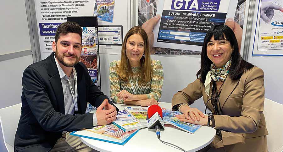 El equipo de Tecnifood con Esther Cano, directora de Nutraceuticals Europe