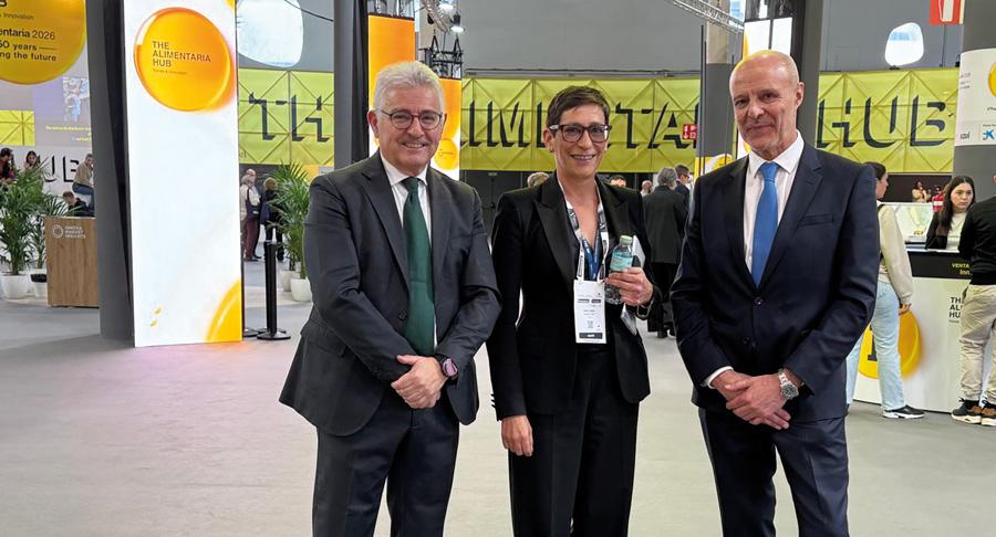 José María Bonmatí, presidente de Innoval; Anna Canal, directora de Alimentaria, y Antoni Llorens, presidente de Alimentaria