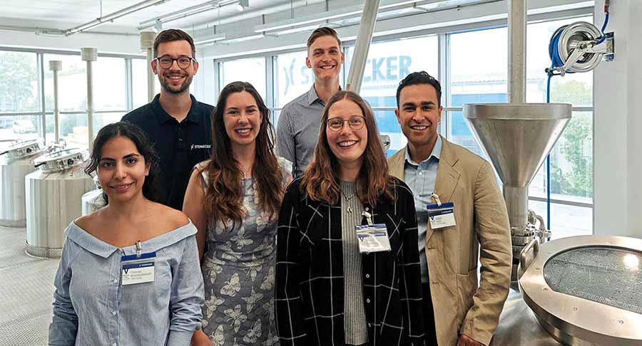 El equipo de estudiantes junto con Jonas Keidel, de Steinecker