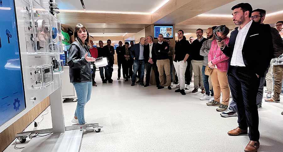 Omron presenta su última tecnología en un Roadshow exclusivo en el Bernabéu